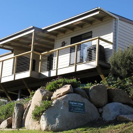 Kingfisher Cottage Beachfront At The Binalong Bay Eksteriør billede