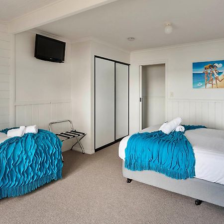 Kingfisher Cottage Beachfront At The Binalong Bay Eksteriør billede